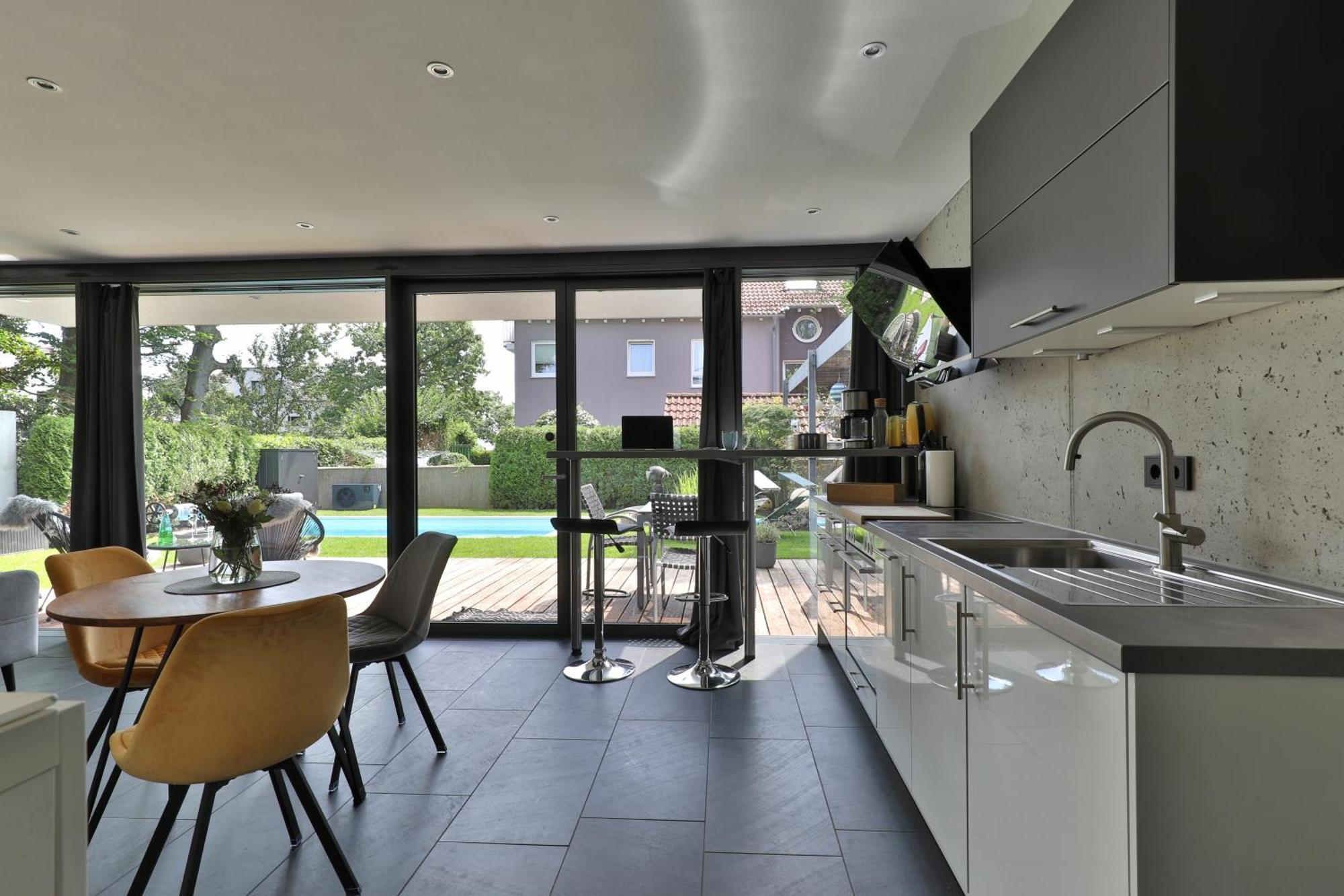 Modernes Studio-Apartment Gersthofen Extérieur photo