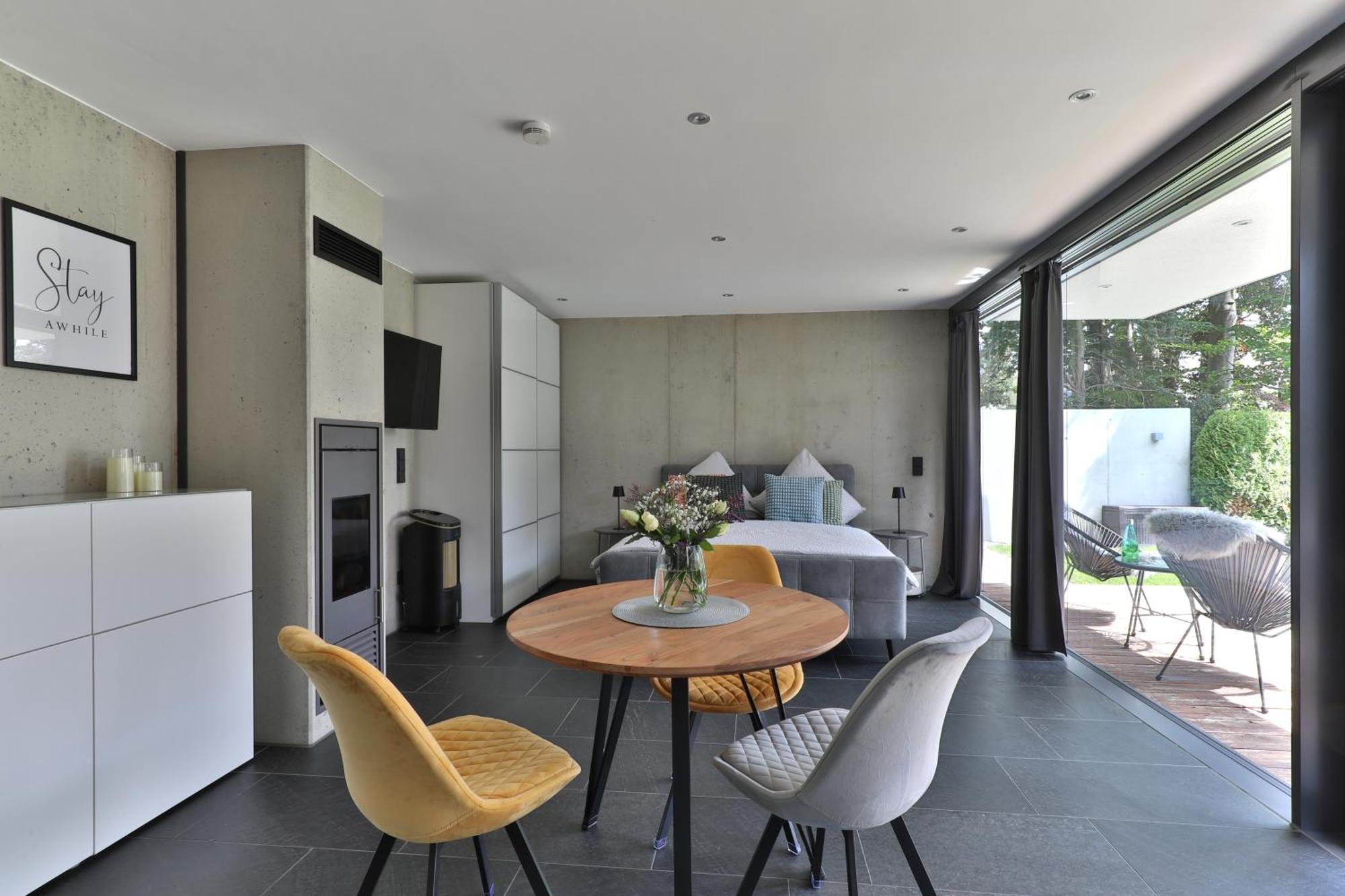 Modernes Studio-Apartment Gersthofen Extérieur photo