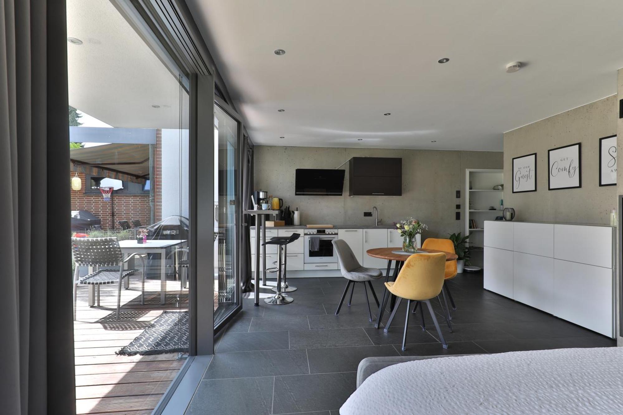 Modernes Studio-Apartment Gersthofen Extérieur photo